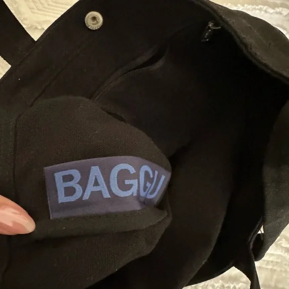 BAGGU Classic Black Tote Bag - Picture 5 of 5